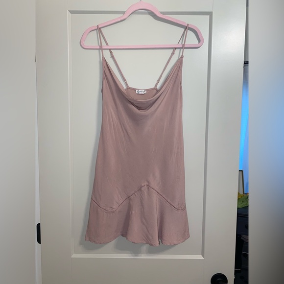 Free People Forever Fields Mini Dress
Mauve XS - Picture 3 of 4